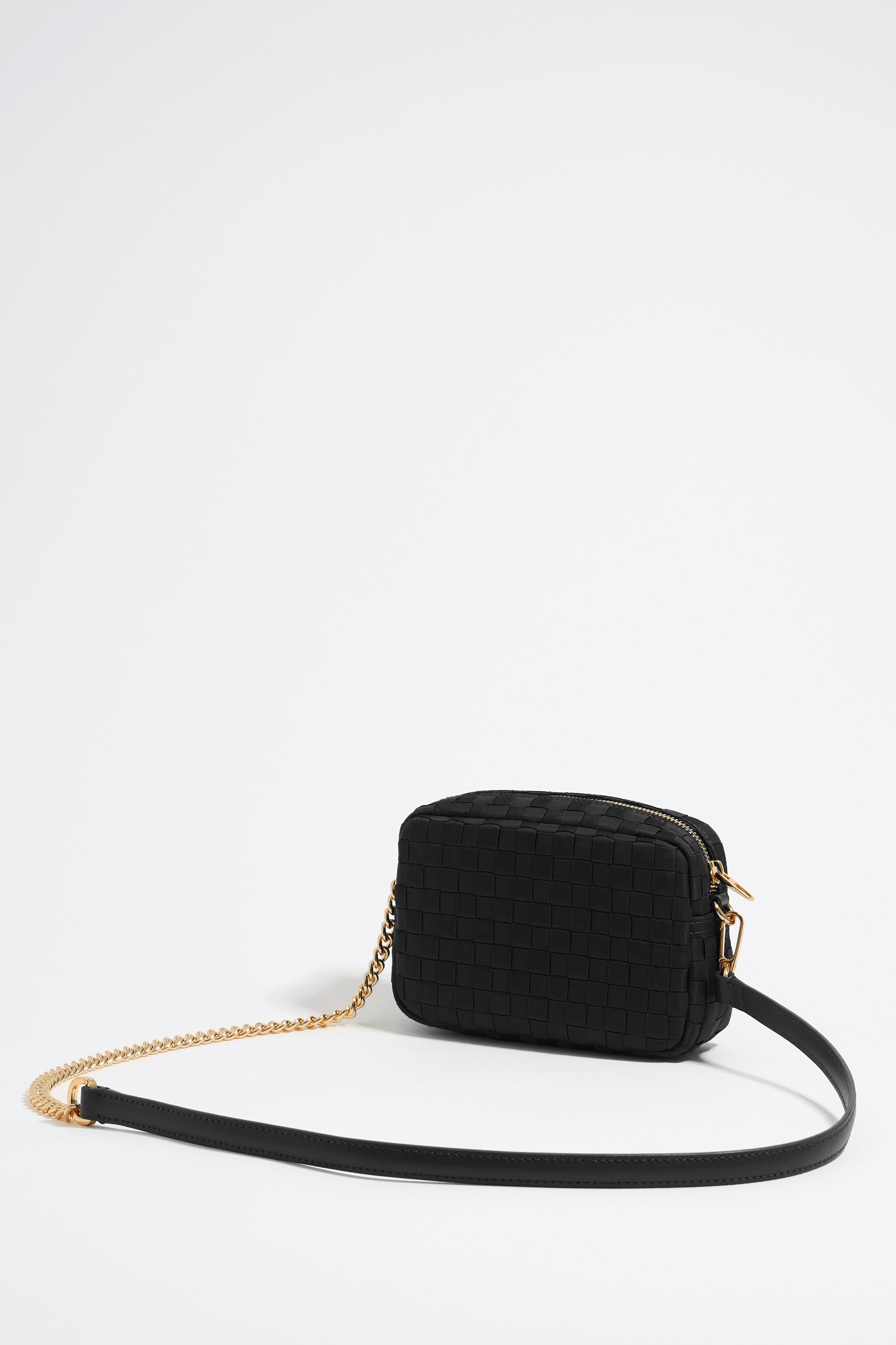 Bolso bandolera xs trenzado bimba y lola outlet