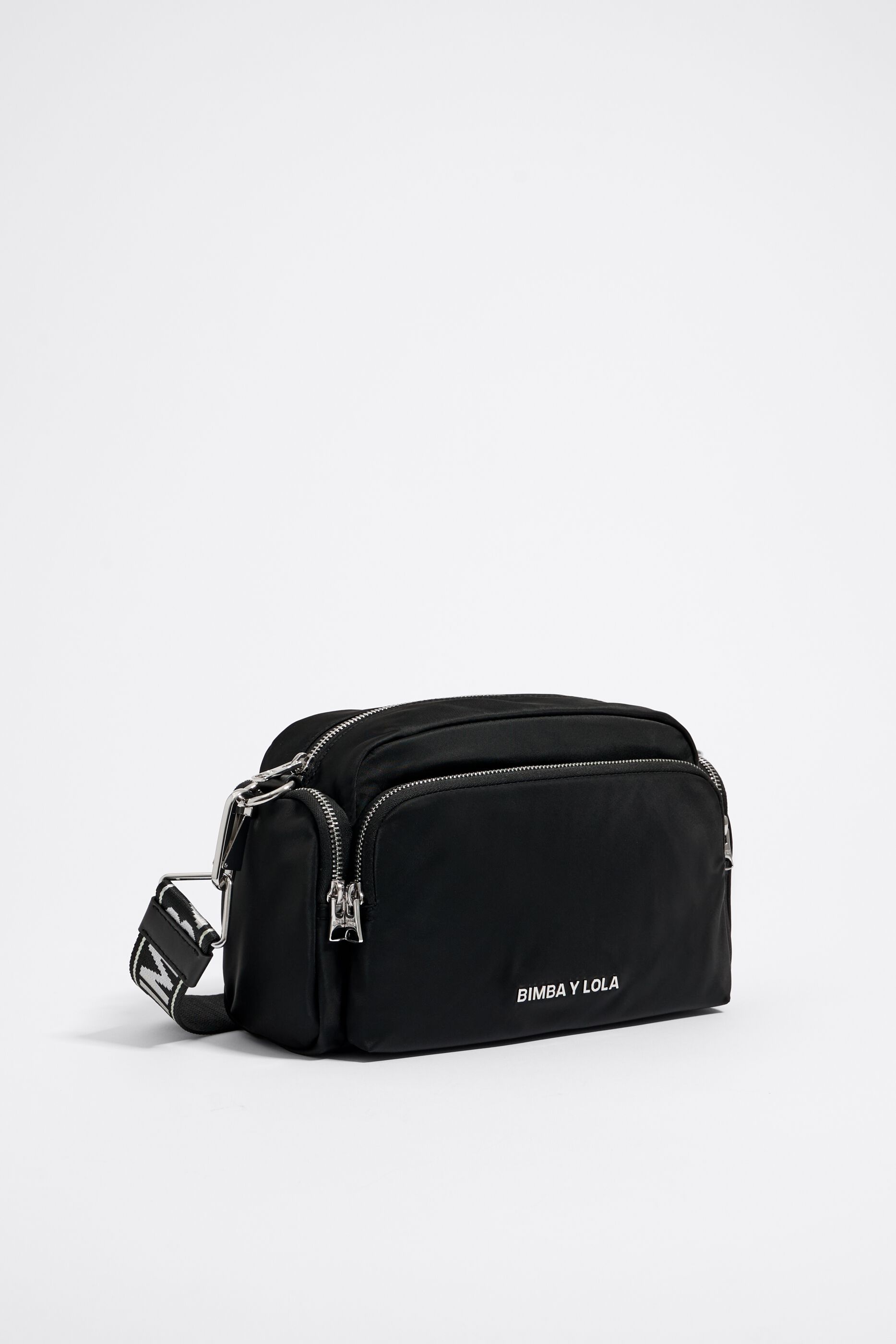 Bolso bandolera mediano negro