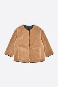 Chaquet&oacute;n reversible pelo escote caja camel