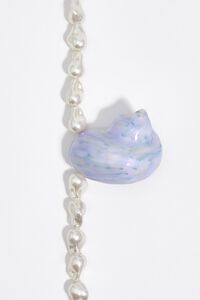 Collar perlas y caracola esmaltada