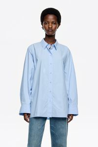 Camisa oversize pespunteada azul claro