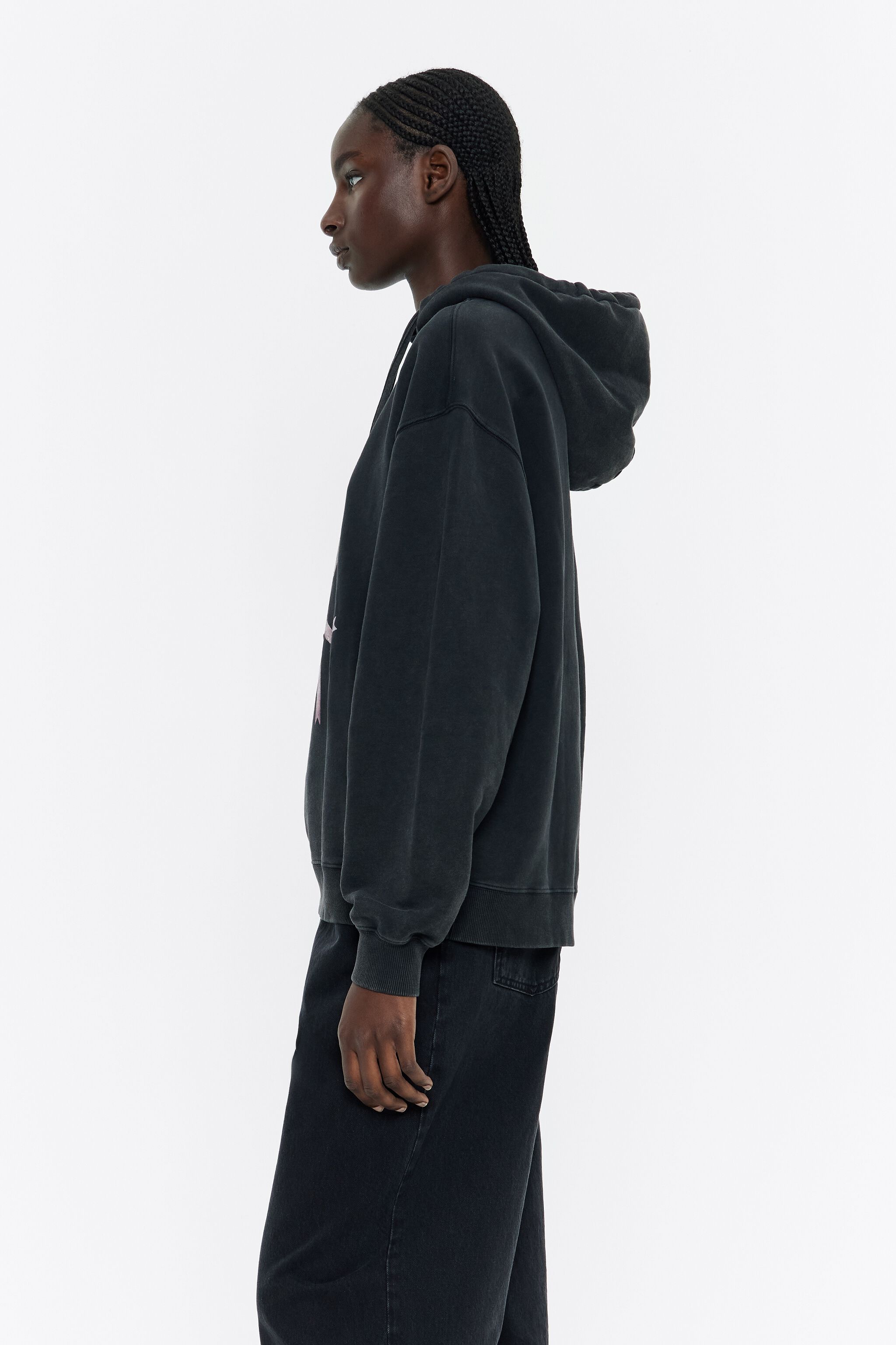 Sudadera negra oversize hot sale