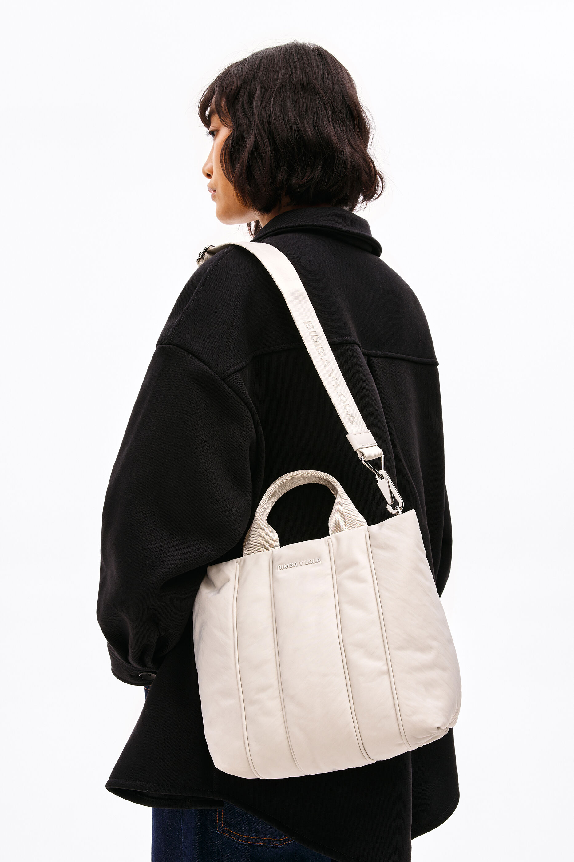 Carteras grandes de mujer | BIMBA Y LOLA Otoño Invierno 2022