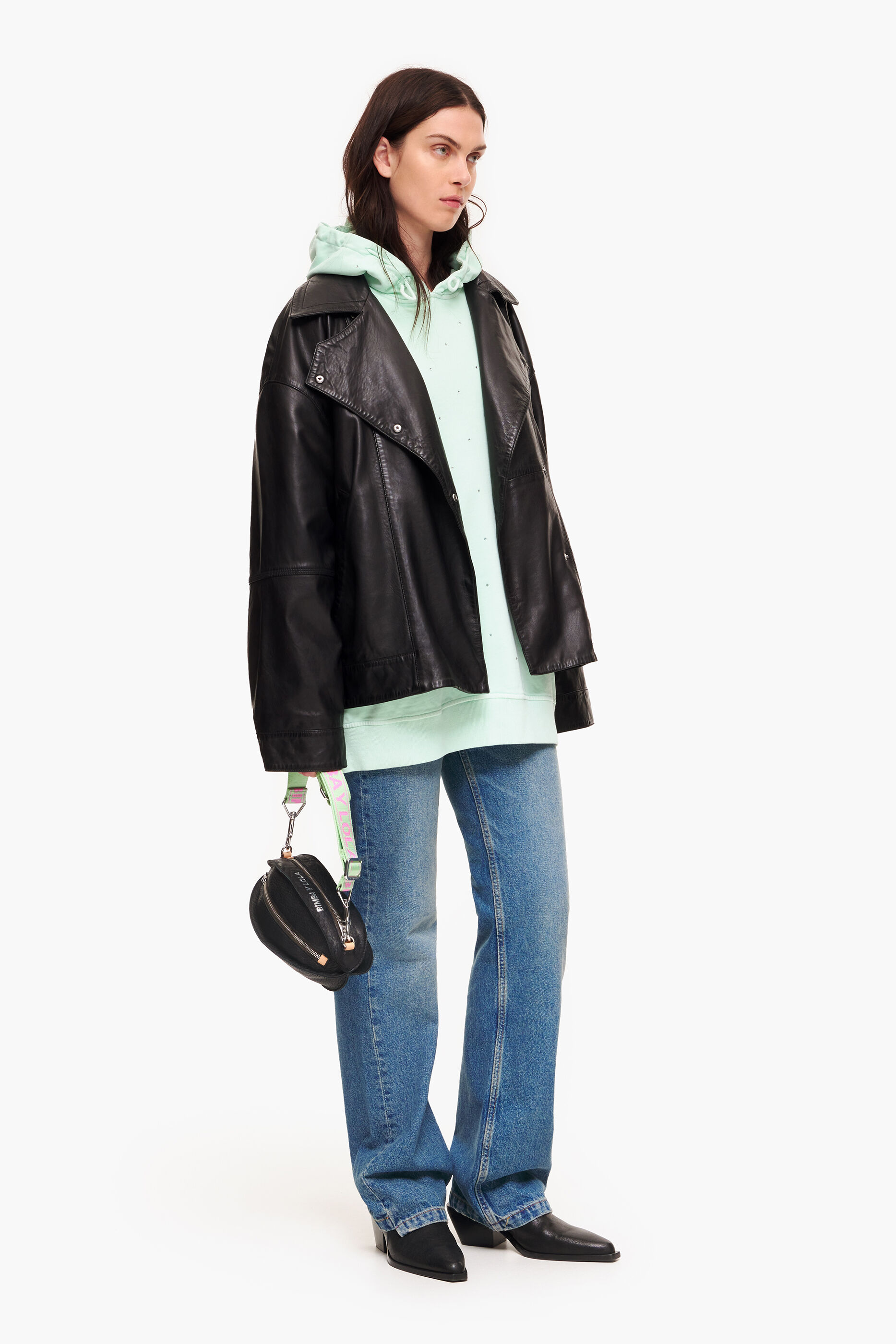 Sudaderas con 2025 brillos