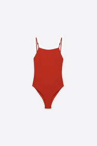 Ba&ntilde;ador rojo con beads