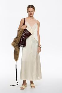 Vestido recto midi mix tejidos beige