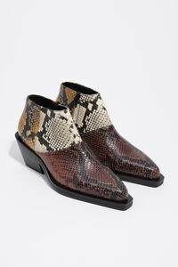 Zapato abotinado campero piel patchwork serpiente