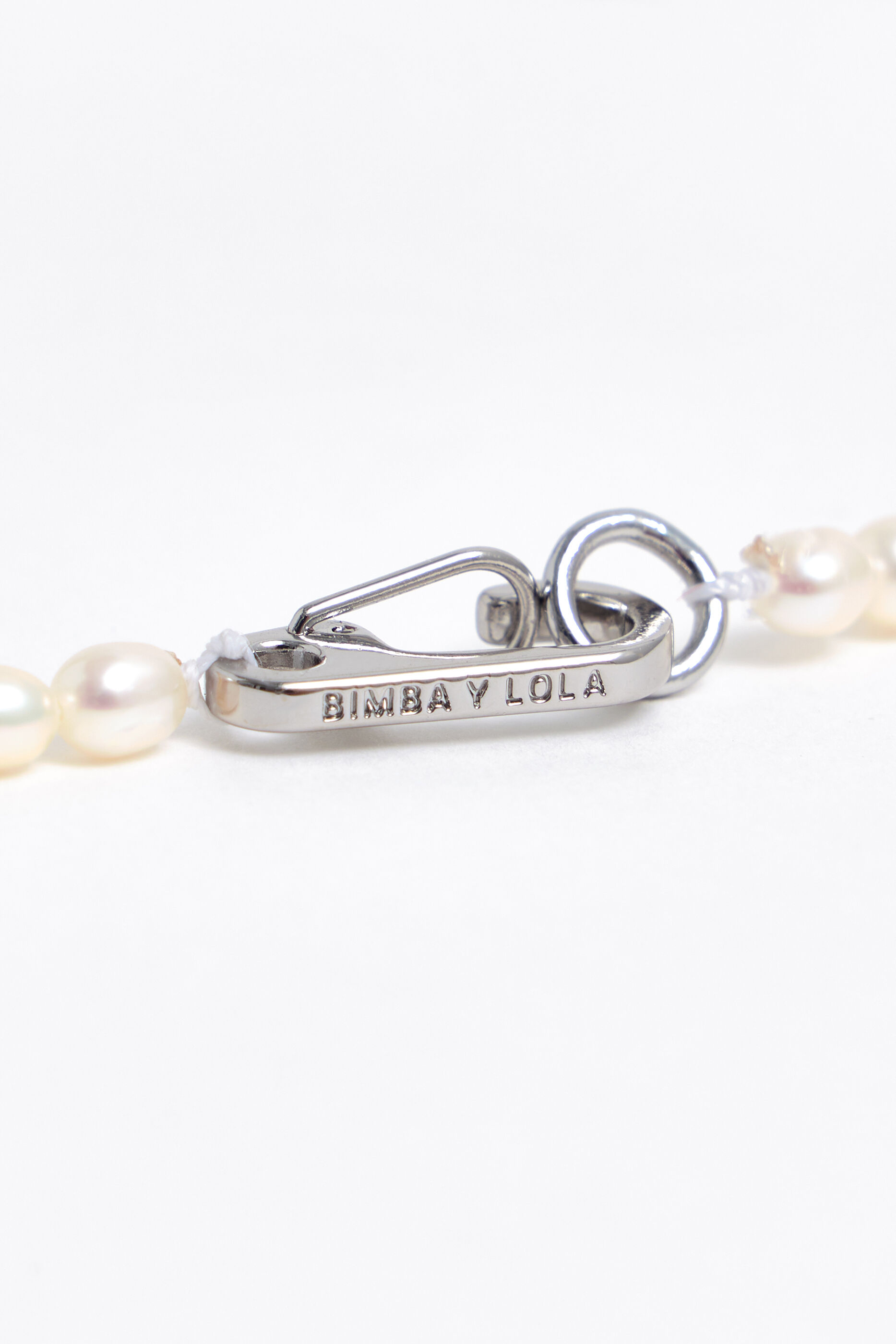 Collares y colgantes de mujer | BIMBA Y LOLA Otoño Invierno 2022