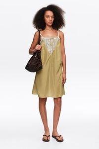 Vestido tirantes corto seda verde