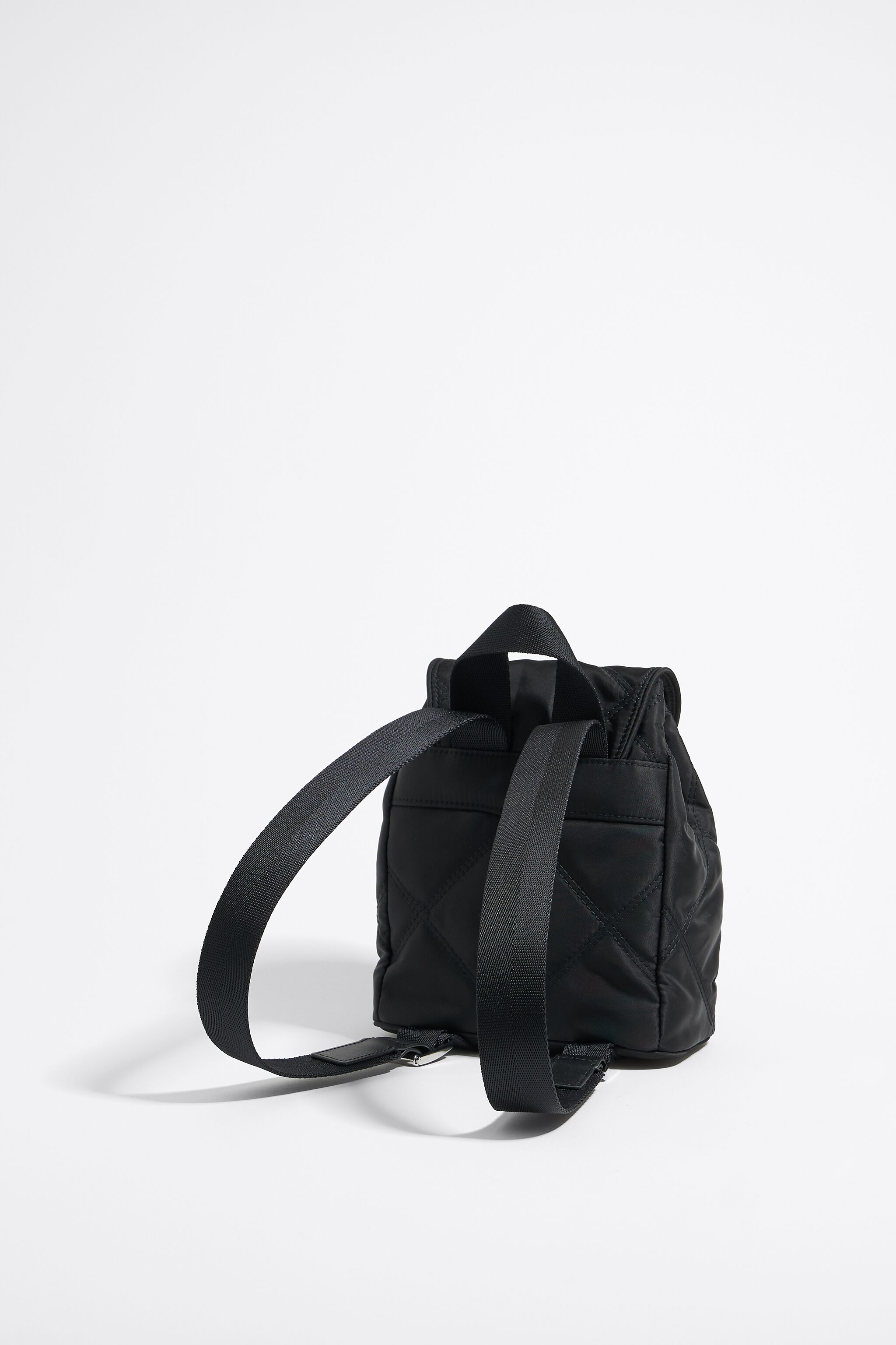 Mochila mediana negra bimba y lola new arrivals