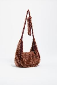 Bolso hombro mediano tejido burdeos
