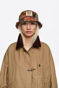 Gorro bucket print Travellers