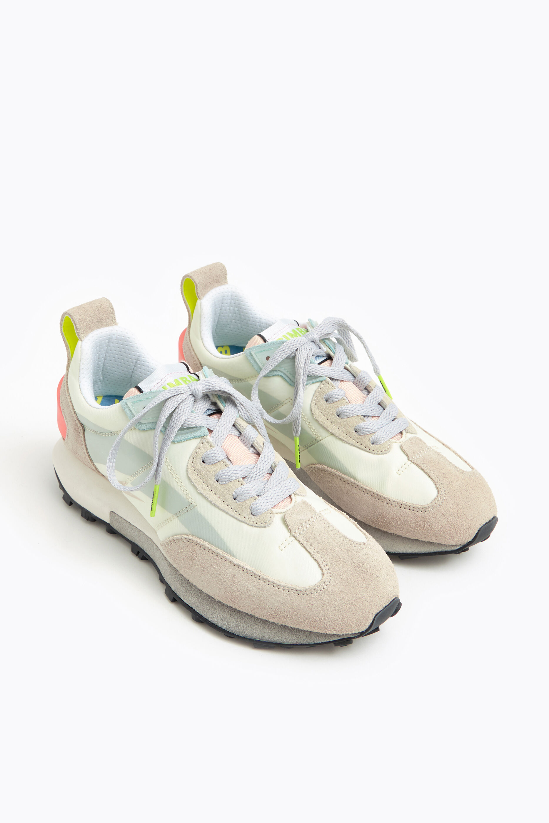Deportiva jogger blanca