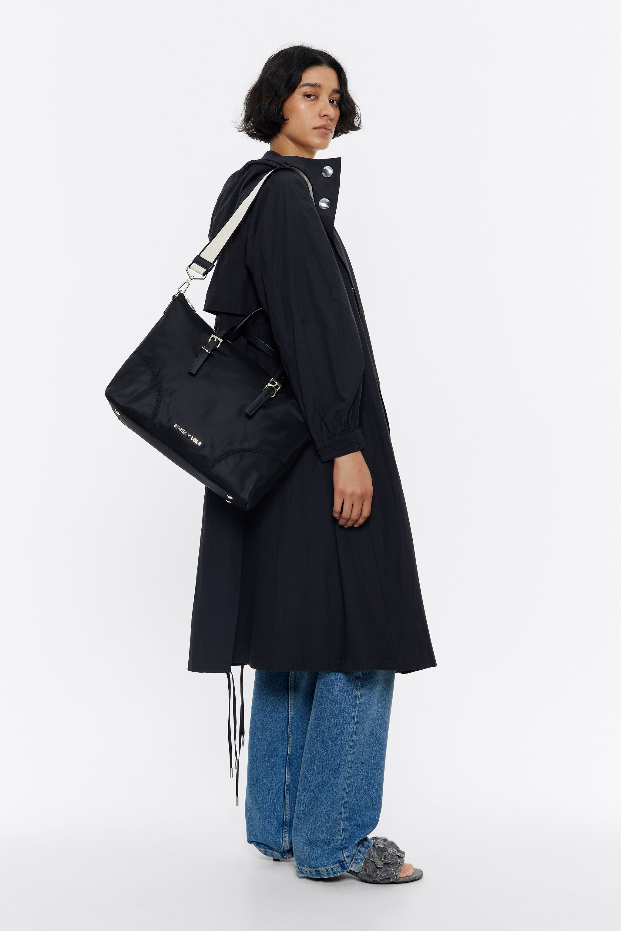 Bolso shopper grande nylon negro