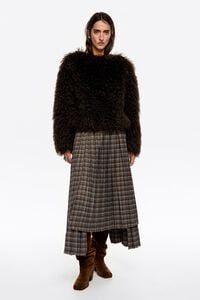 Pullover corto pelo marr&oacute;n oscuro