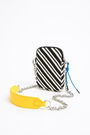 Minibolso móvil trenzado bicolor Minibolso móvil trenzado bicolor