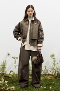 Gabardina l&iacute;nea A corta cuadros caqui