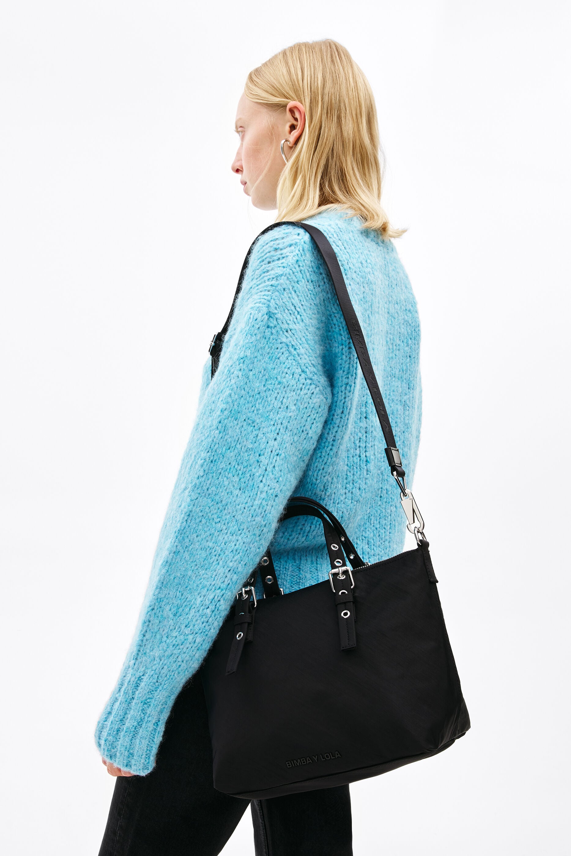 Bandoleras | Bolso Bandolera Nylon Reciclado Bolsillos Negro | PACOMARTINEZ  Mujer - Dreyerjuliane