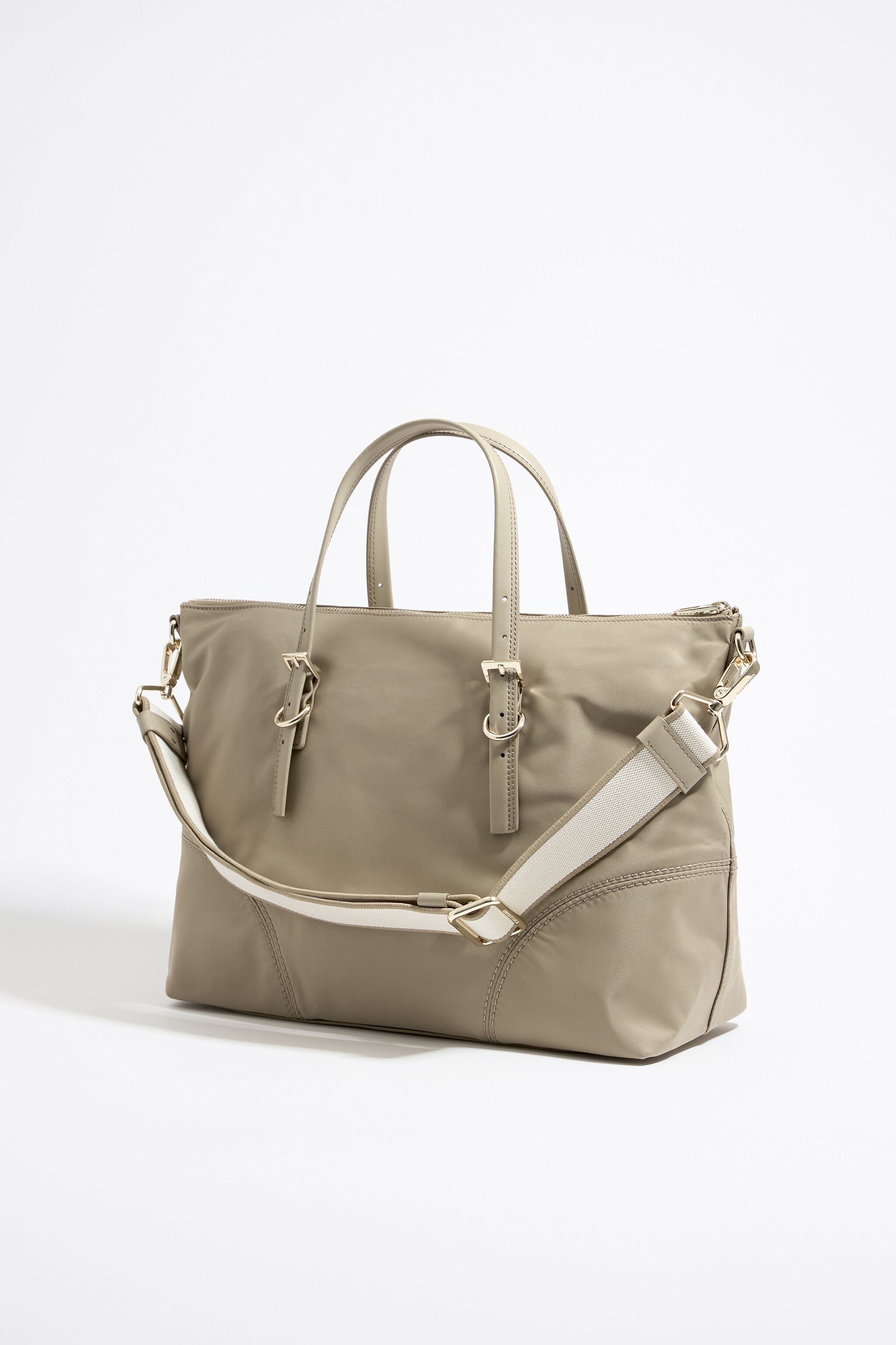 Bolsos de nylon BIMBA Y LOLA Primavera Verano 24
