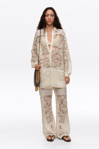 Pantal&oacute;n bordados y calados crudo