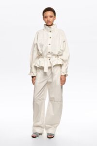 Cazadora oversize algod&oacute;n lavado blanco roto