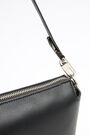 Bolso bandolera L rectangular piel negro Bolso bandolera L rectangular piel negro