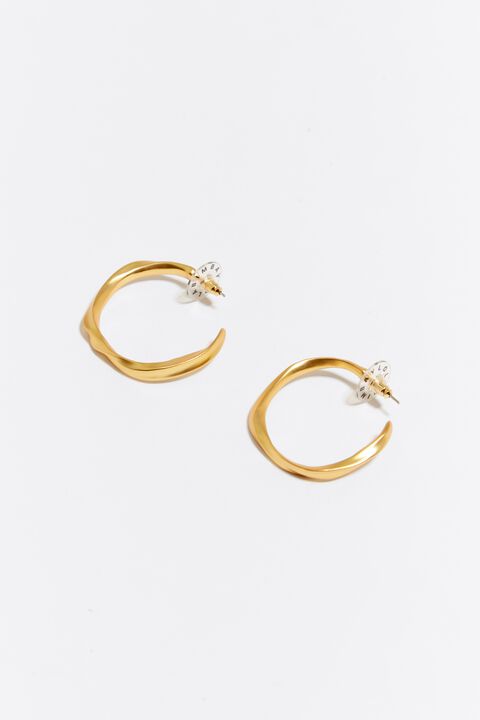 Pendientes aro irregular maxi dorados Pendientes aro irregular maxi dorados
