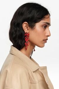 Pendientes cadena y abalorios coral