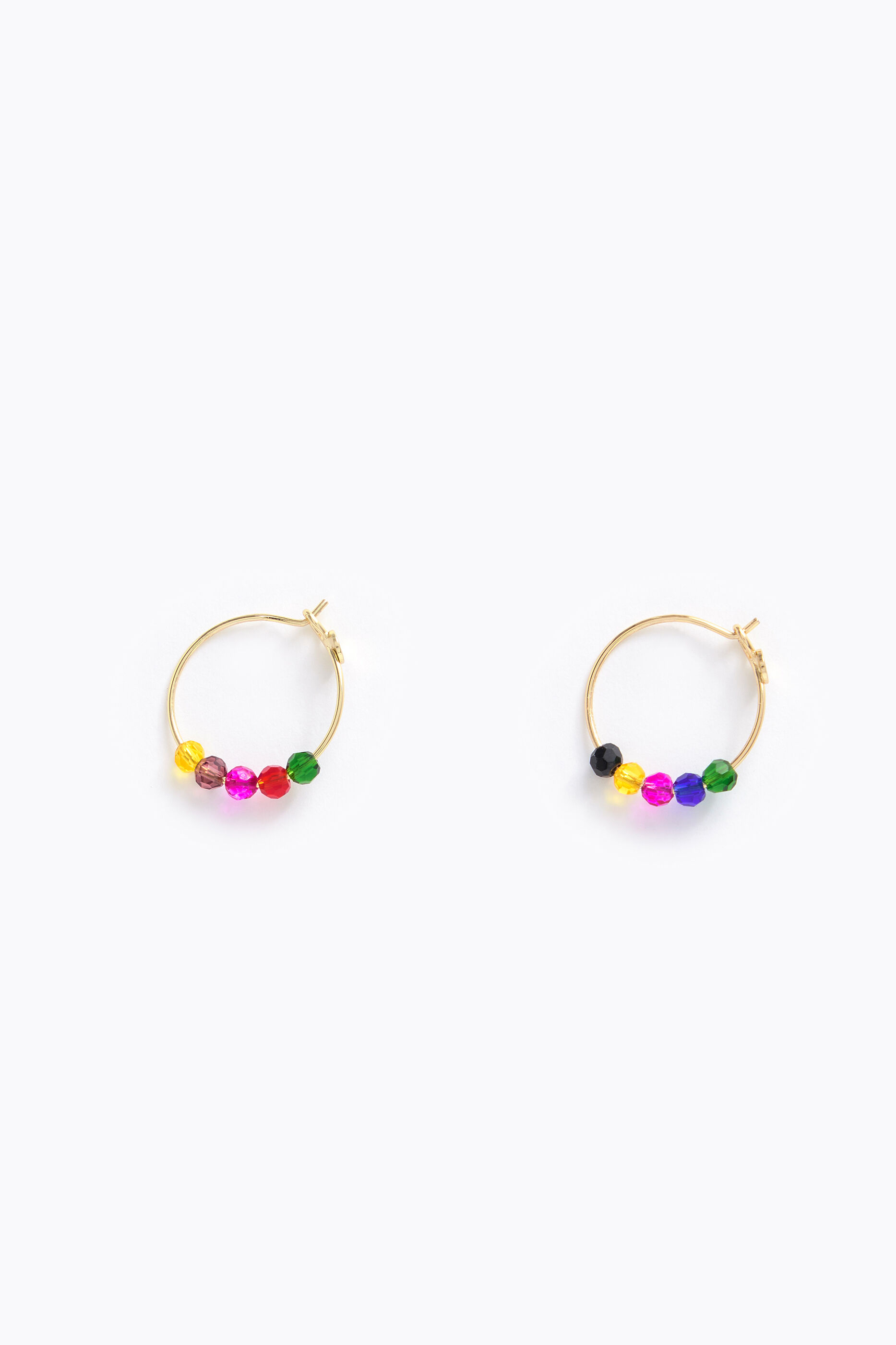 Pendientes aro corto dorado beads