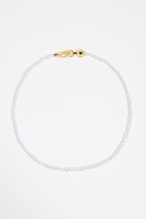 Collar logo y perlas Collar logo y perlas