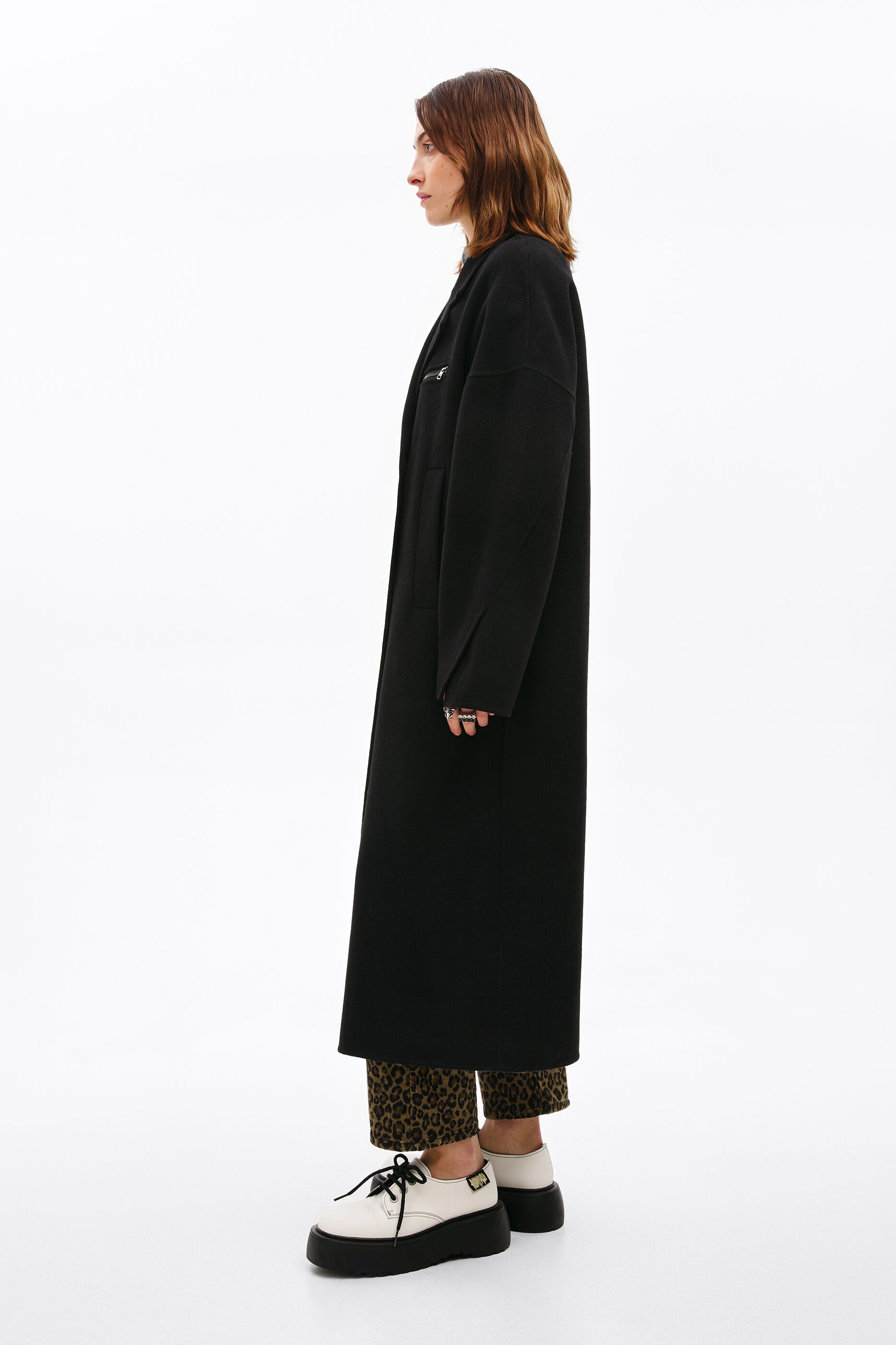 Lo último en moda y accesorios para mujer | BIMBA Y LOLA Otoño Invierno 2022