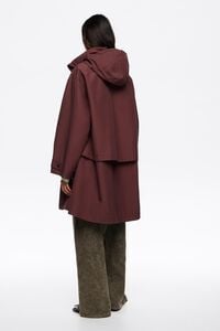 Gabardina l&iacute;nea A t&eacute;cnico burdeos