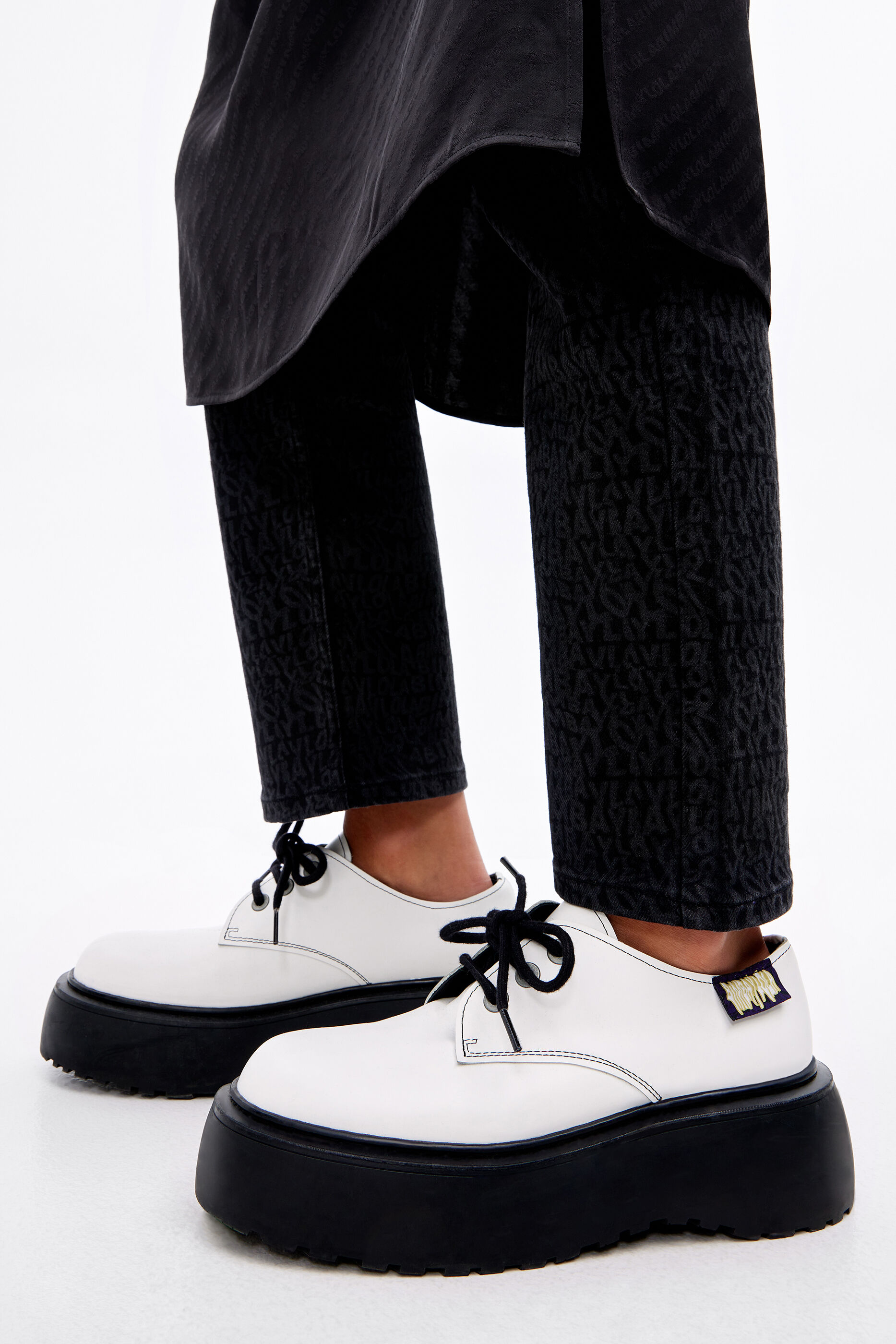 Zapatos planos | BIMBA Y LOLA Otoño Invierno 2022