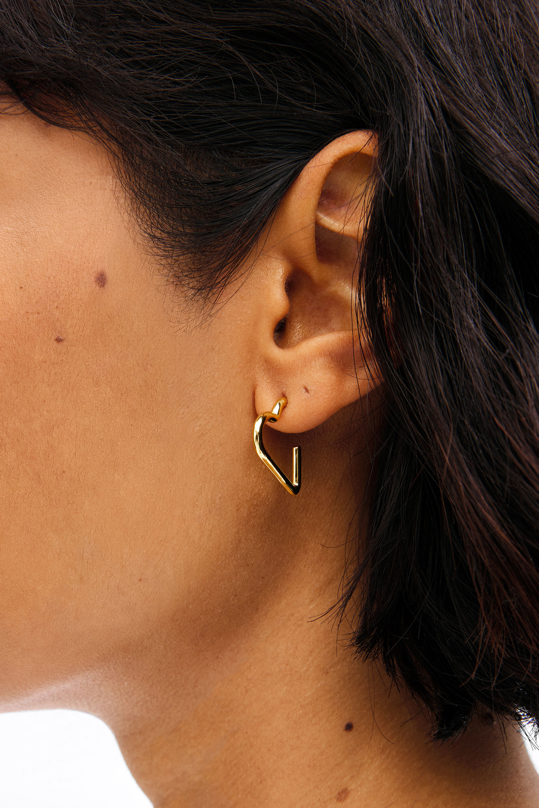 Pendientes dorados corazón
