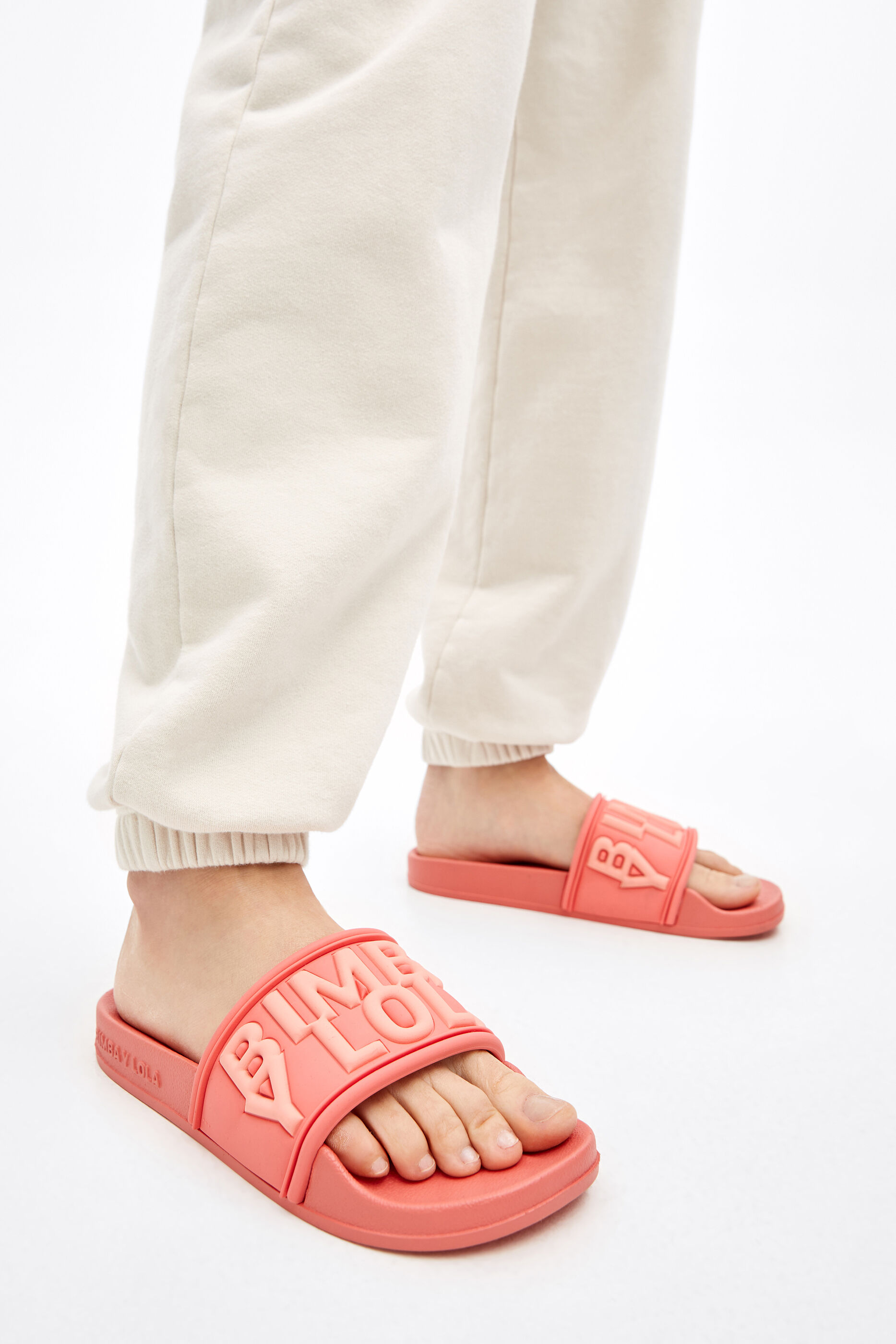 Chanclas de mujer | BIMBA Y LOLA Primavera Verano SS21