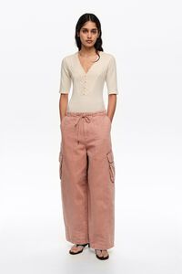 Pantal&oacute;n cargo denim melocot&oacute;n