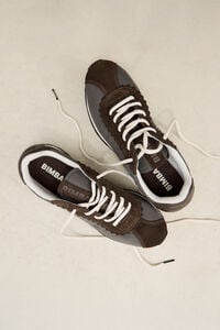 Deportiva retro serraje y nylon 13 18 marr&oacute;n