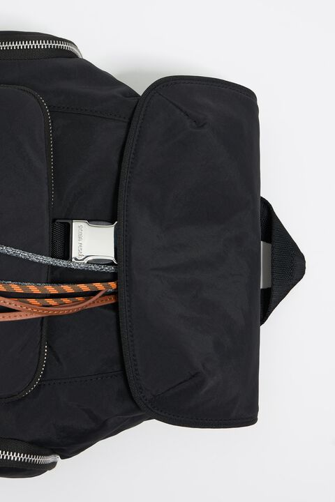 Mochila mediana nylon negra Mochila mediana nylon negra