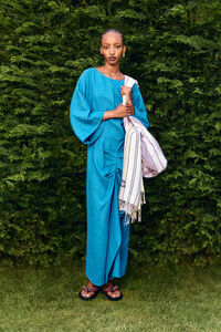 Vestido lino con volante azul eléctrico Vestido lino con volante azul eléctrico