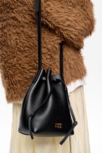 Bolso bucket Carlino peque&ntilde;o piel negro