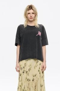 Camiseta logo lazo negro lavado