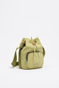 Bolso mini nylon lima p&aacute;lido