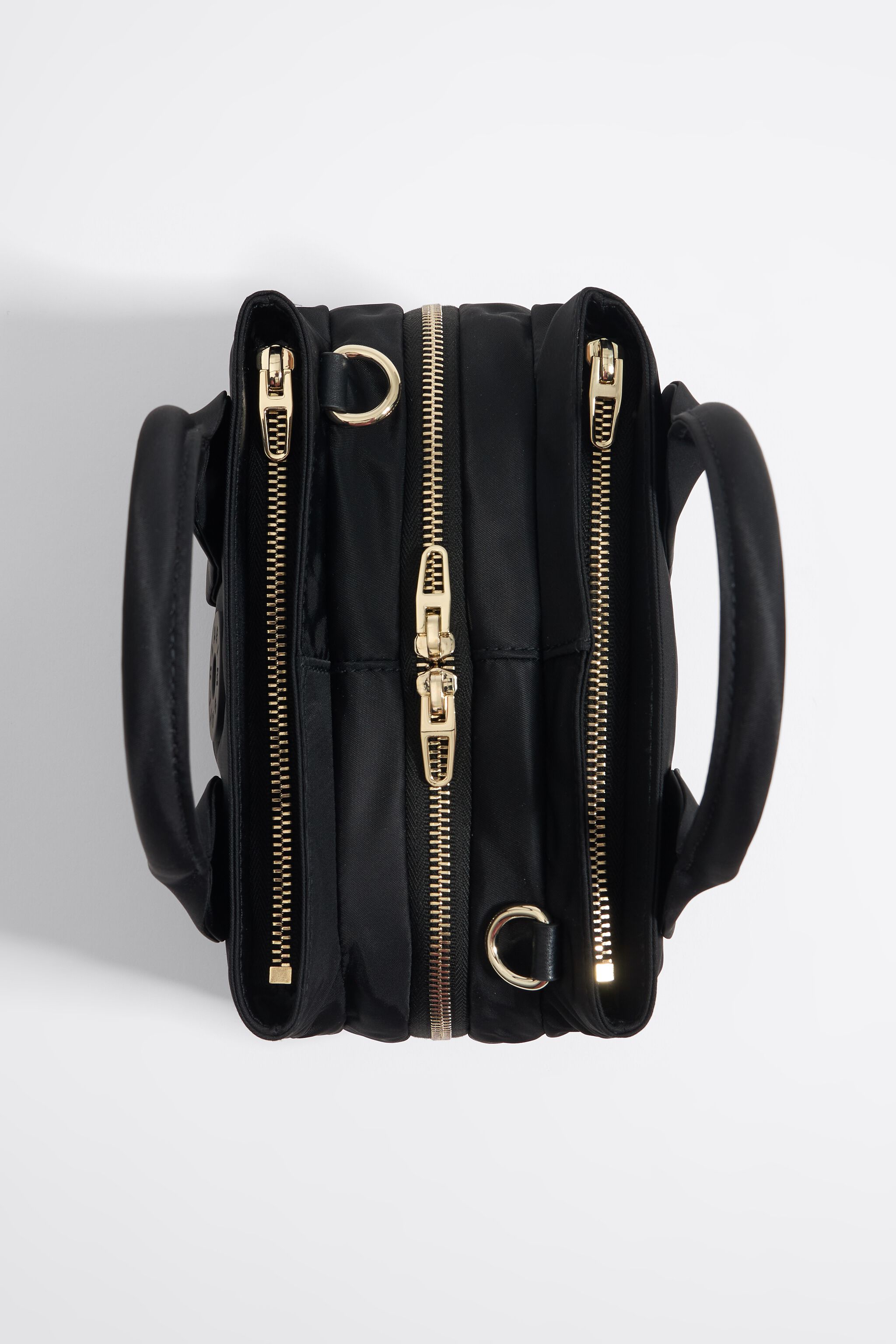 Bolsas de mano negras pequeñas best sale