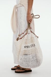 Bolso de hombro grande efecto rafia blanco