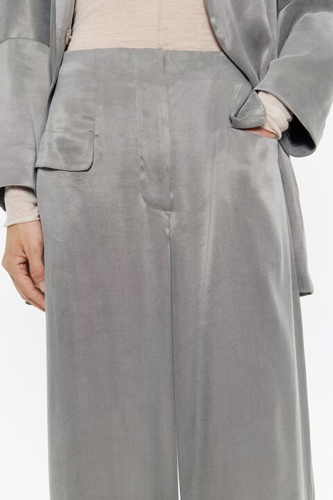 Pantalón fluido gris Pantalón fluido gris