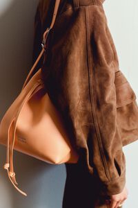 Bolso bucket Carlino grande piel naranja sorbete