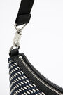 Bolso banana S trenzado azul Bolso banana S trenzado azul