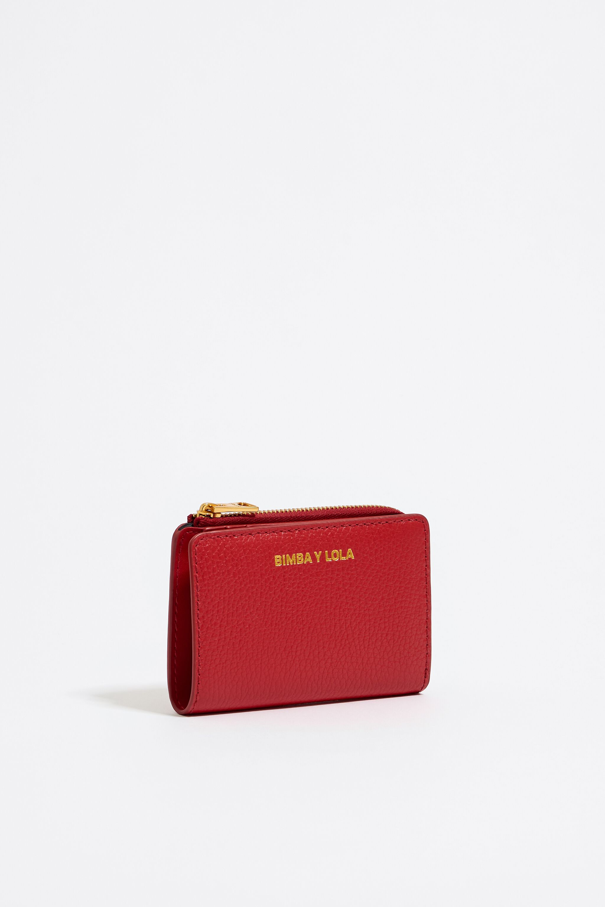 Cartera roja sale bimba y lola