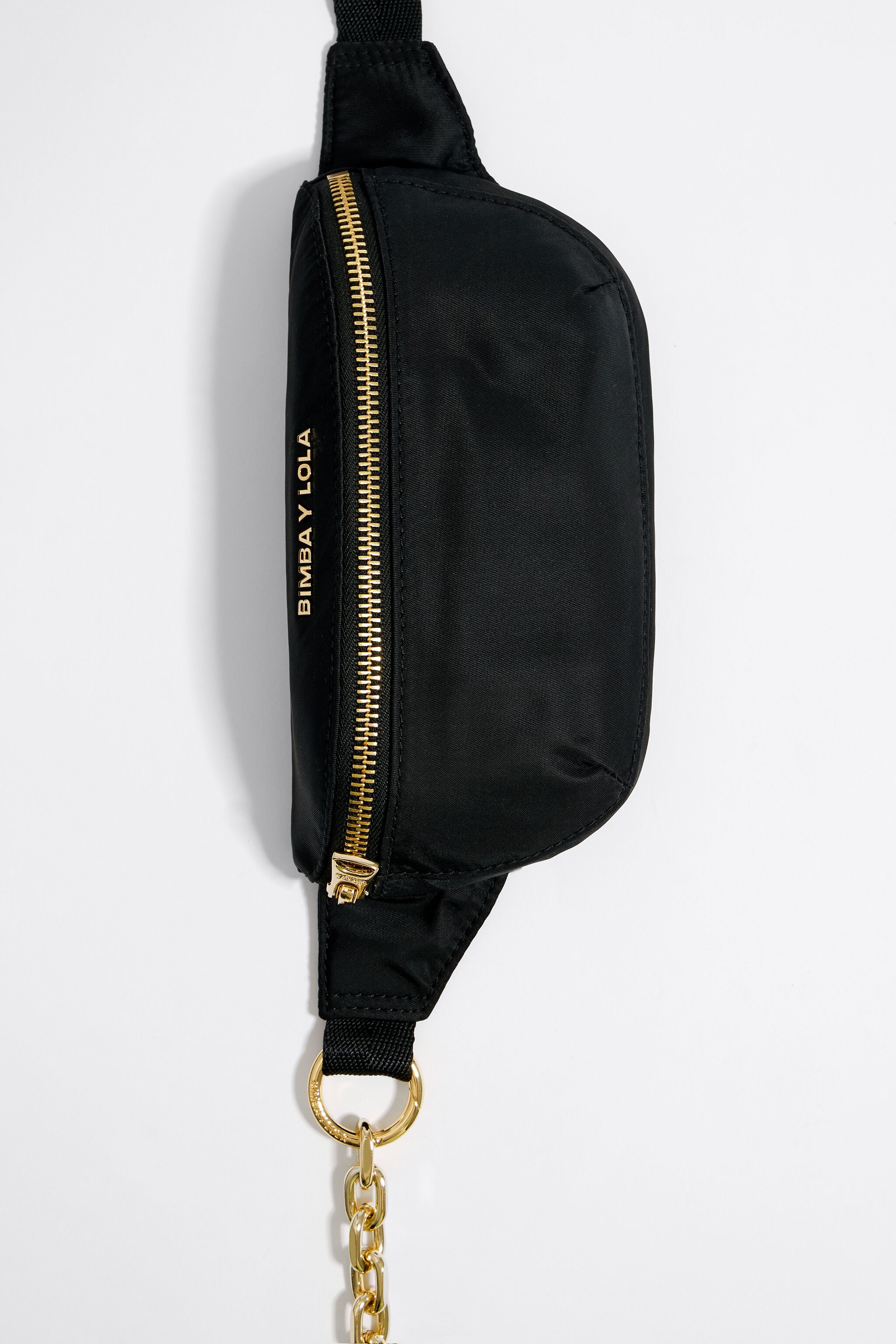 Rinonera nylon negra