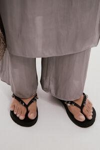 Chancla flip flop piercings negra